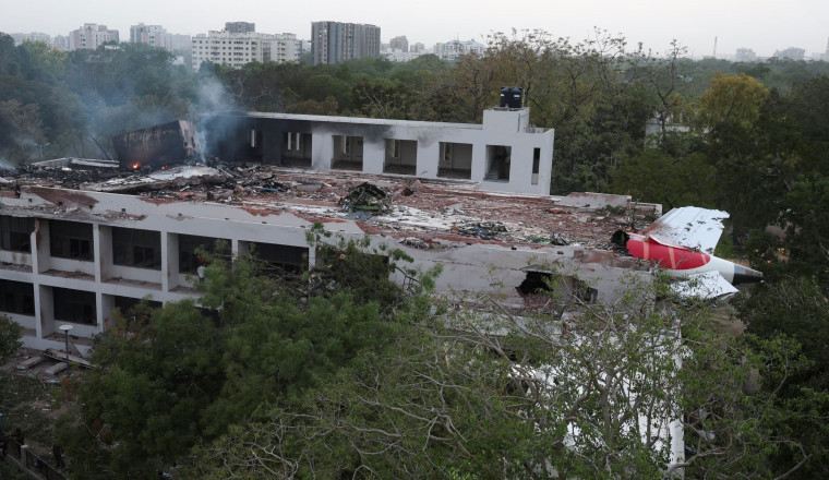 Air India Dreamliner Crashes Near Ahmedabad – 241 Killed, One Survivor